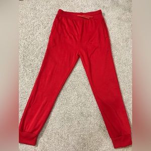 Range red joggers